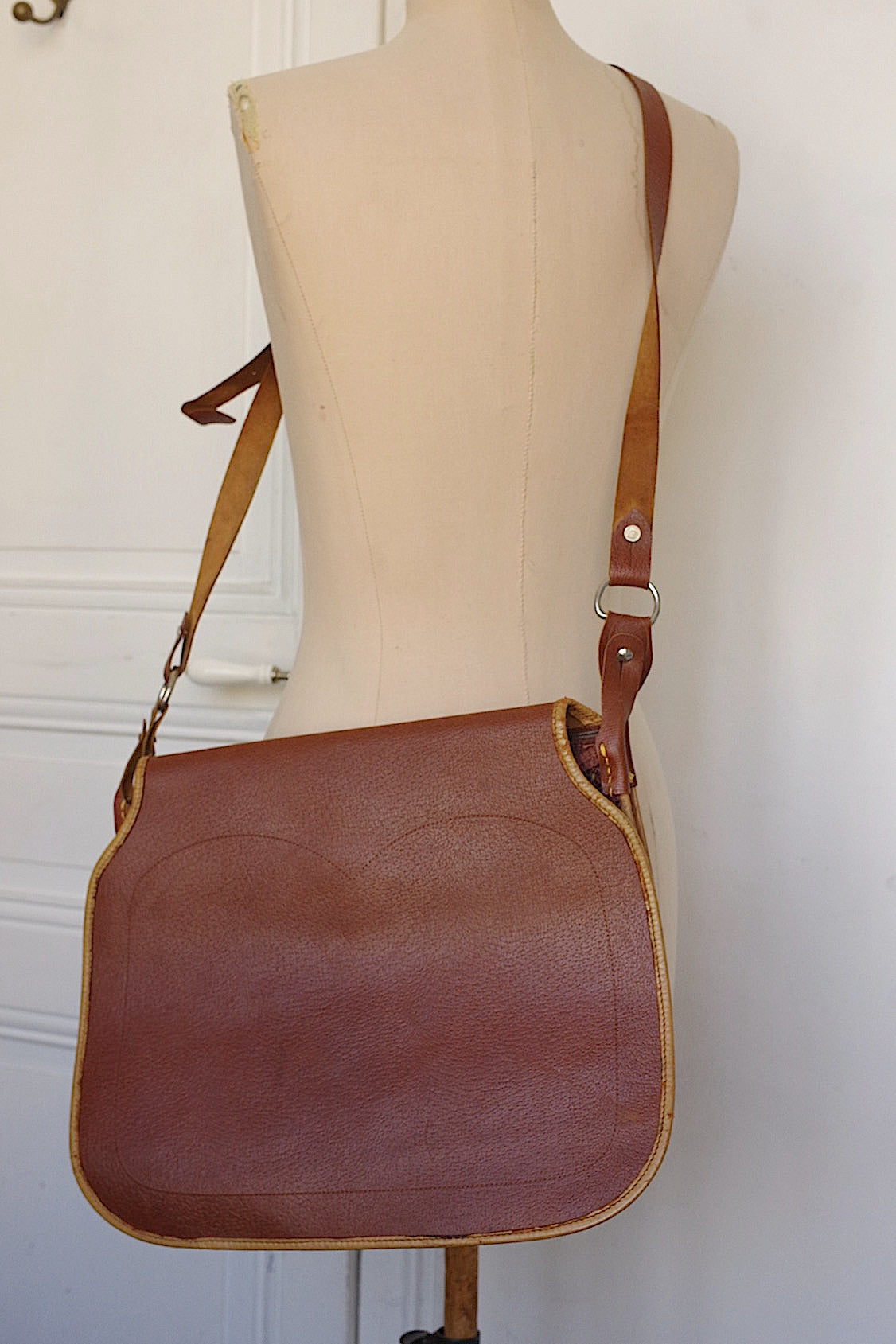 ヴィンテージハンターバッグ　vintage sac pour chasseur .FR a l'epoque