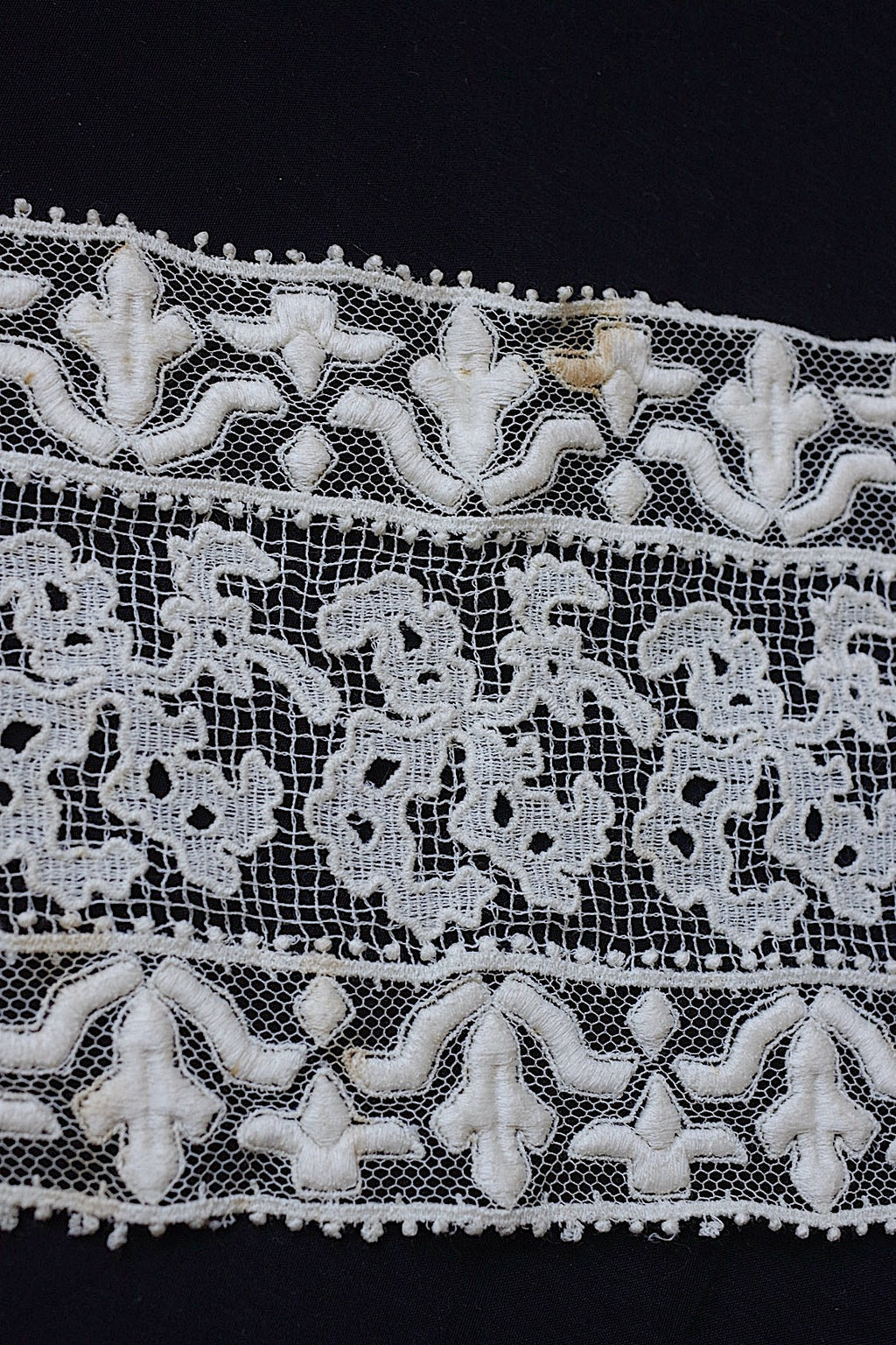 アンティークレース　dentelle antique 　297cm .FR a l'epoque