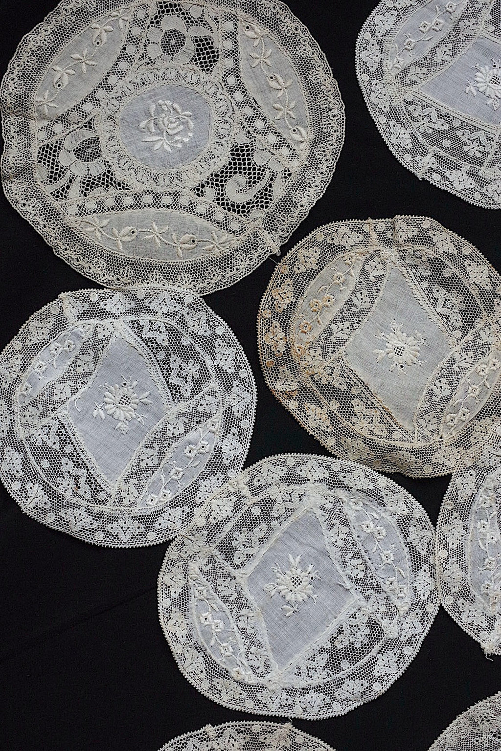 アンティークレース　dentelle antique napperon 12pieces .FR a l'epoque