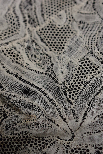 アンティークレース　dentelle antique　48cm 72cm .FR a l'epoque