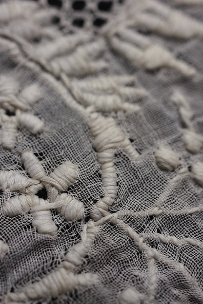 アンティークレース　dentelle antique　刺繍クロス　素材用 .FR a l'epoque