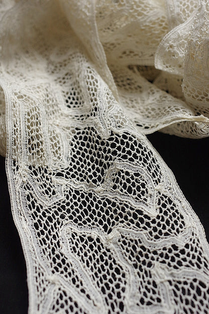 アンティークレース　 dentelle antique 　494cm .FR a l'epoque