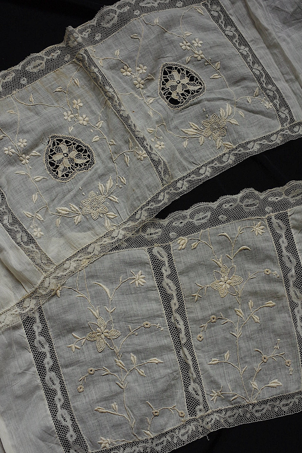 アンティークレース　 dentelle antique 　刺繍ハギレ .FR a l'epoque