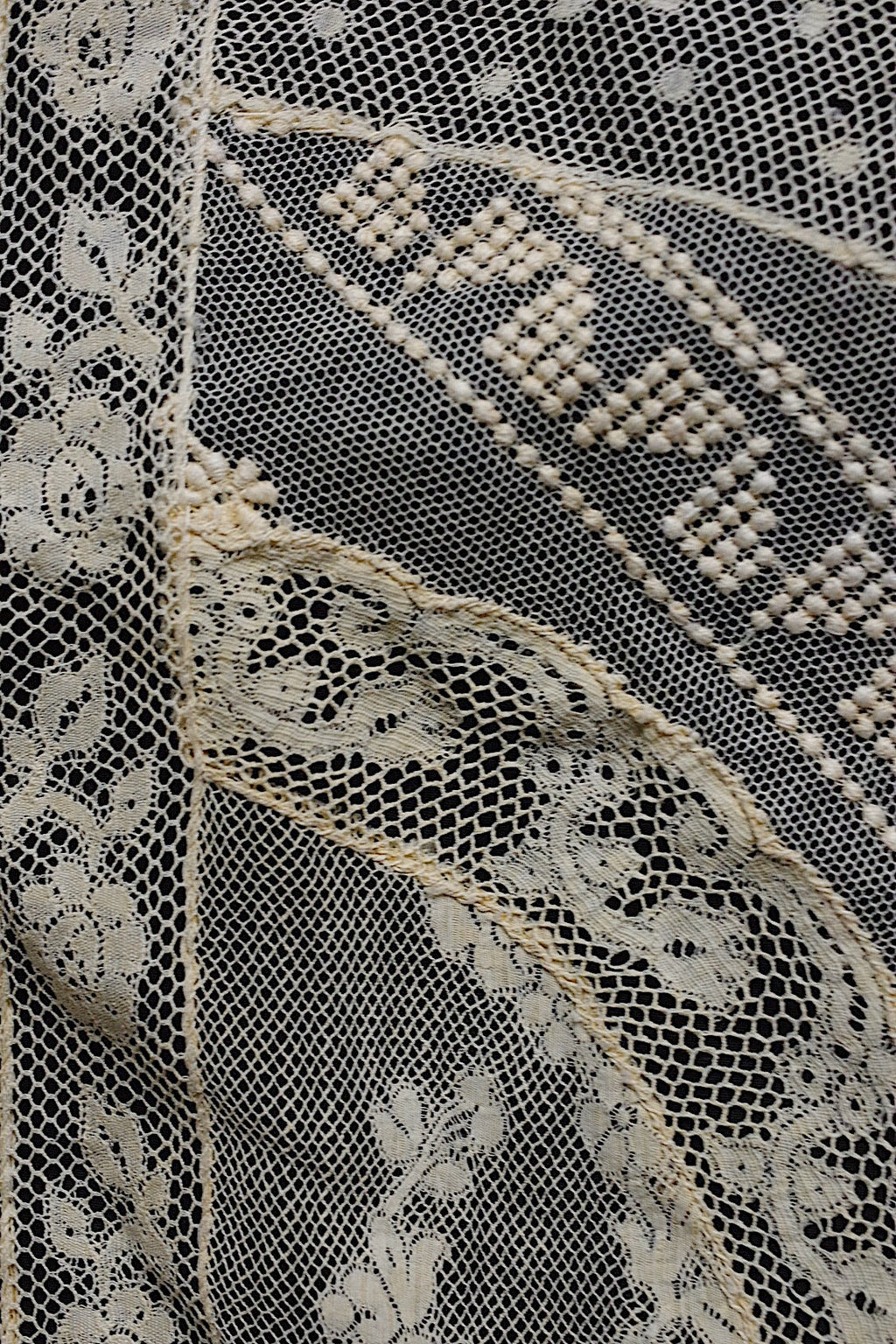 アンティークレース　 dentelle antique 　nappe クロス .FR a l'epoque