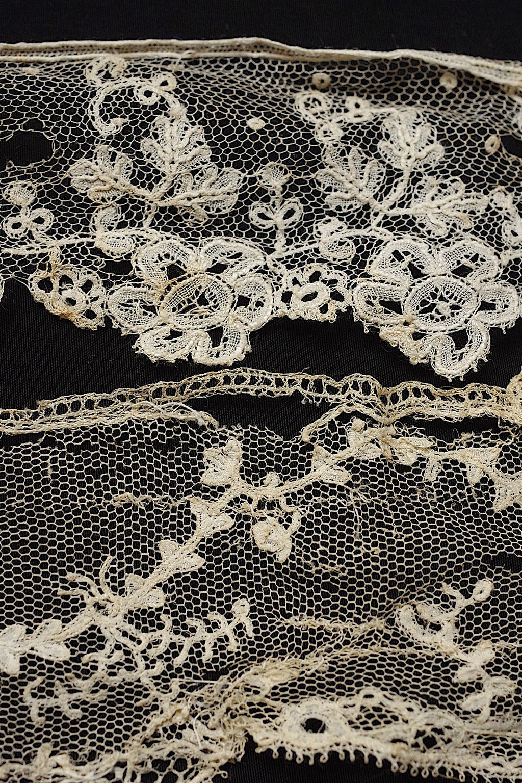アンティークレース　 dentelle antique 　９種　素材用 .FR a l'epoque