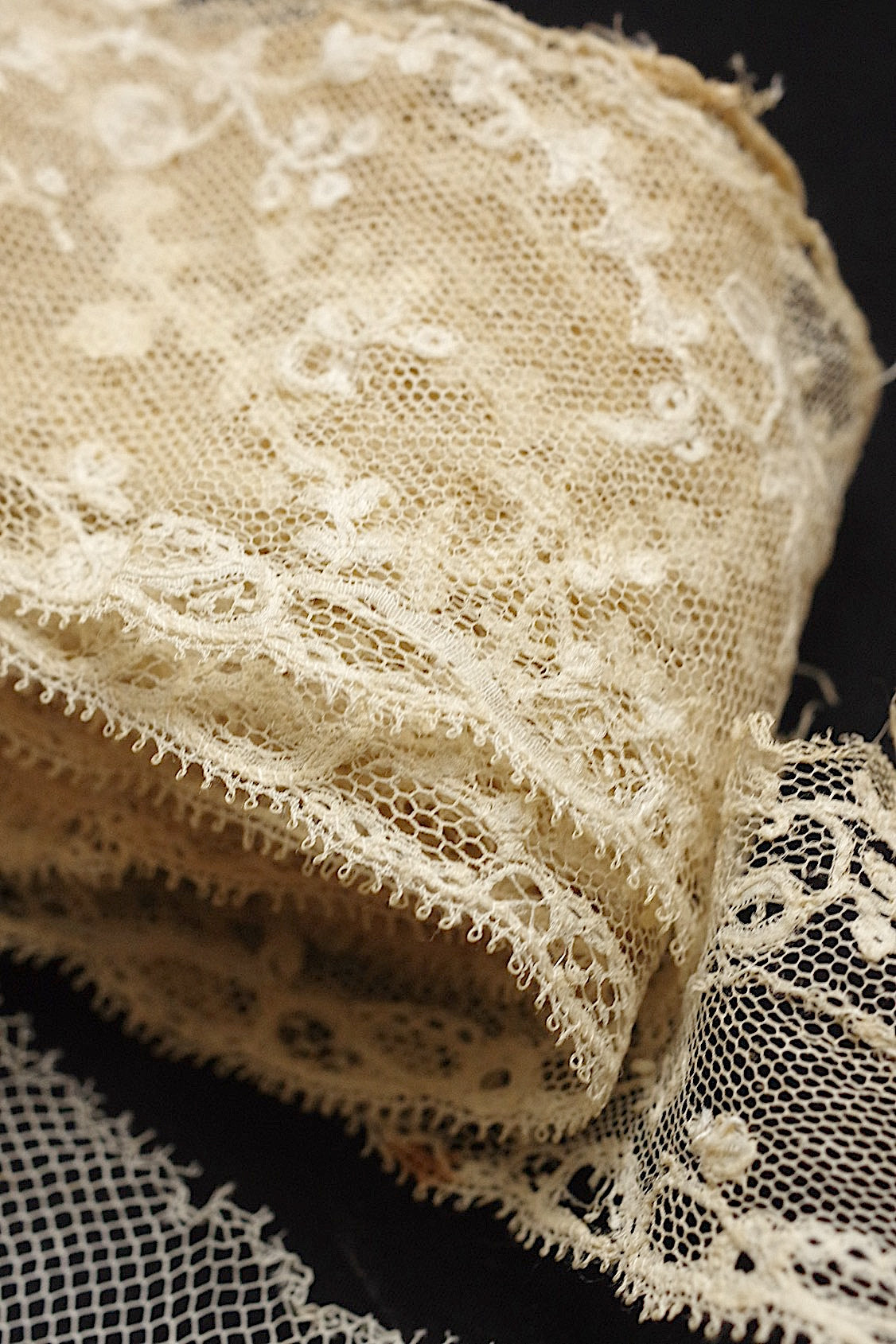 アンティークレース　 dentelle antique 　９種　素材用 .FR a l'epoque