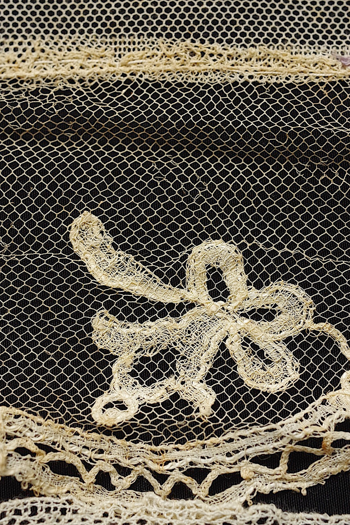アンティークレース　 dentelle antique 　９種　素材用 .FR a l'epoque