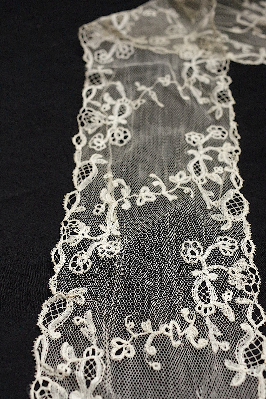 アンティークレース　 dentelle antique 　ラペット .FR a l'epoque