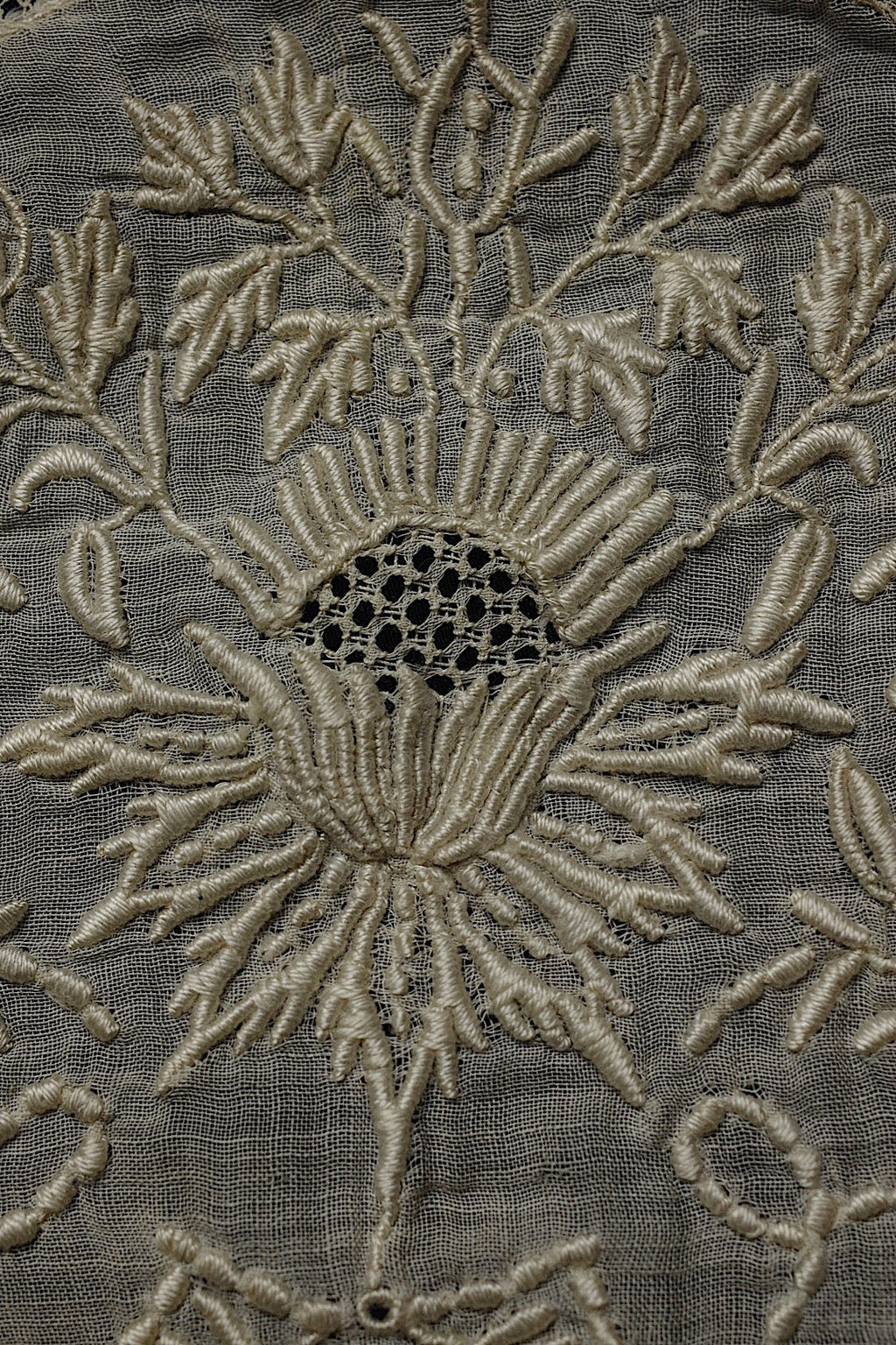 アンティークレース　 dentelle antique 　napperon 刺繍 .FR a l'epoque