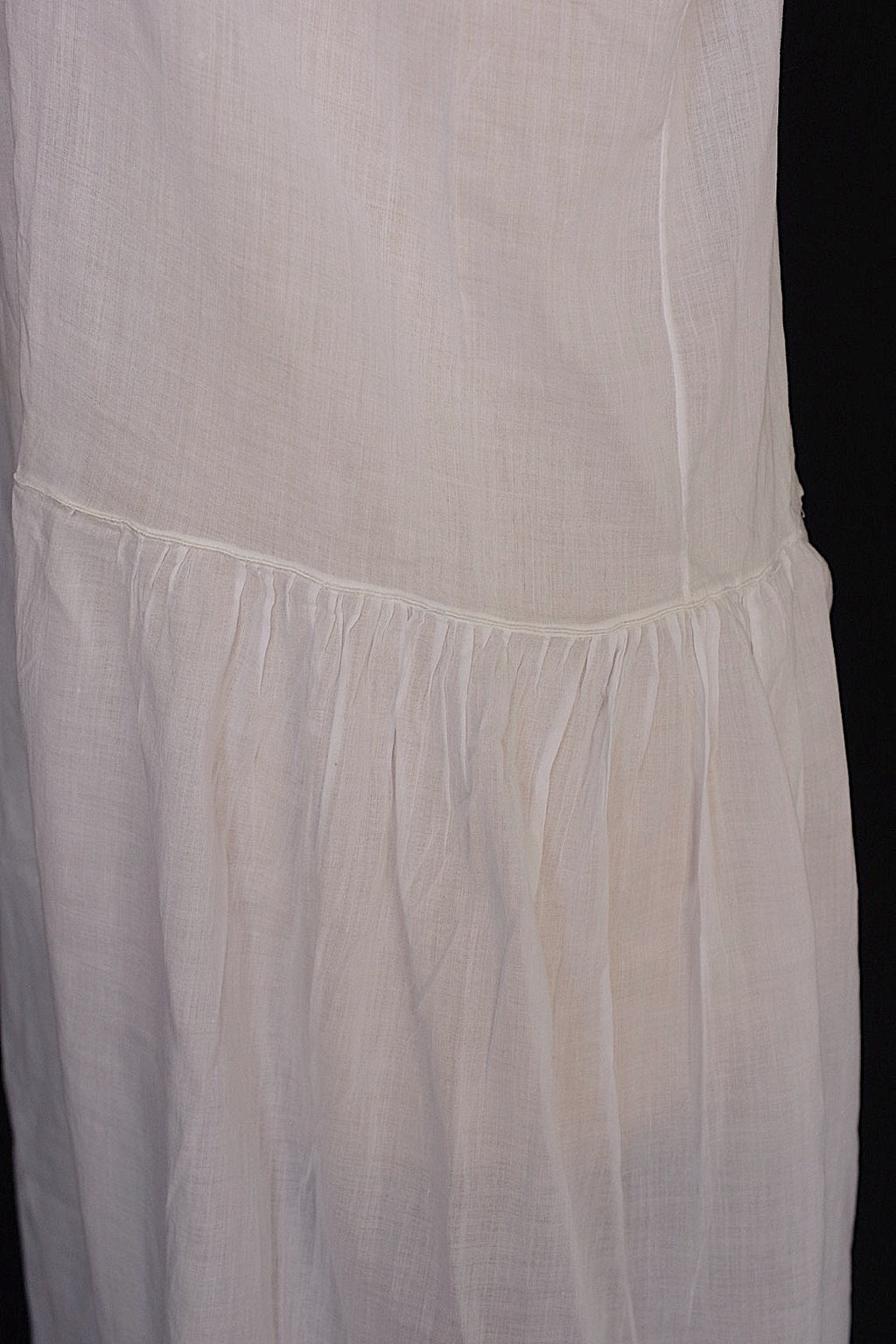 アンティークワンピース　 vêtement  antique 素材用　lots2 .FR a l'epoque