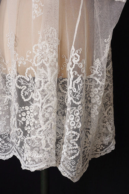 アンティーク教会チュニック　 vêtement  antique aube .FR a l'epoque