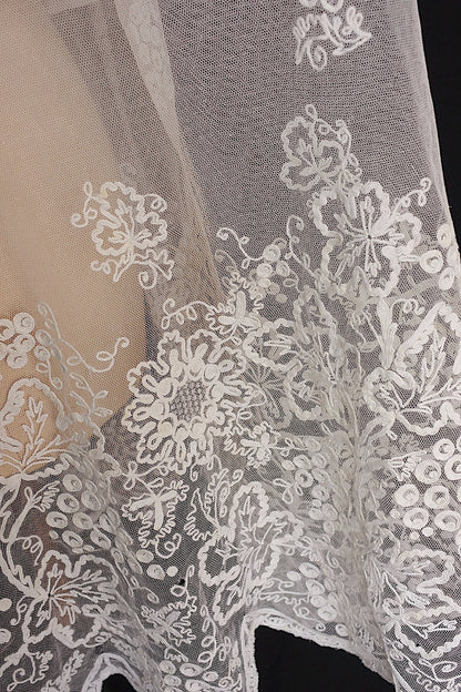 アンティーク教会チュニック　 vêtement  antique aube .FR a l'epoque