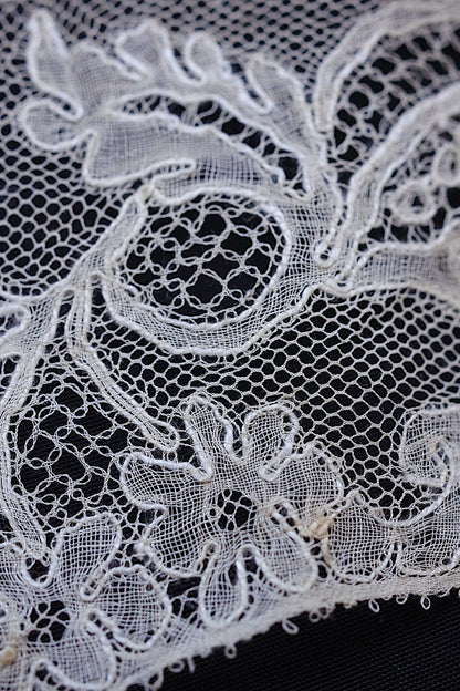 アンティークレース dentelle antique 　380cm .FR a l'epoque