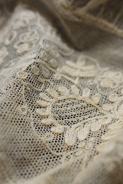 アンティークレース　dentelle antique bebe用キャップ .FR a l'epoque