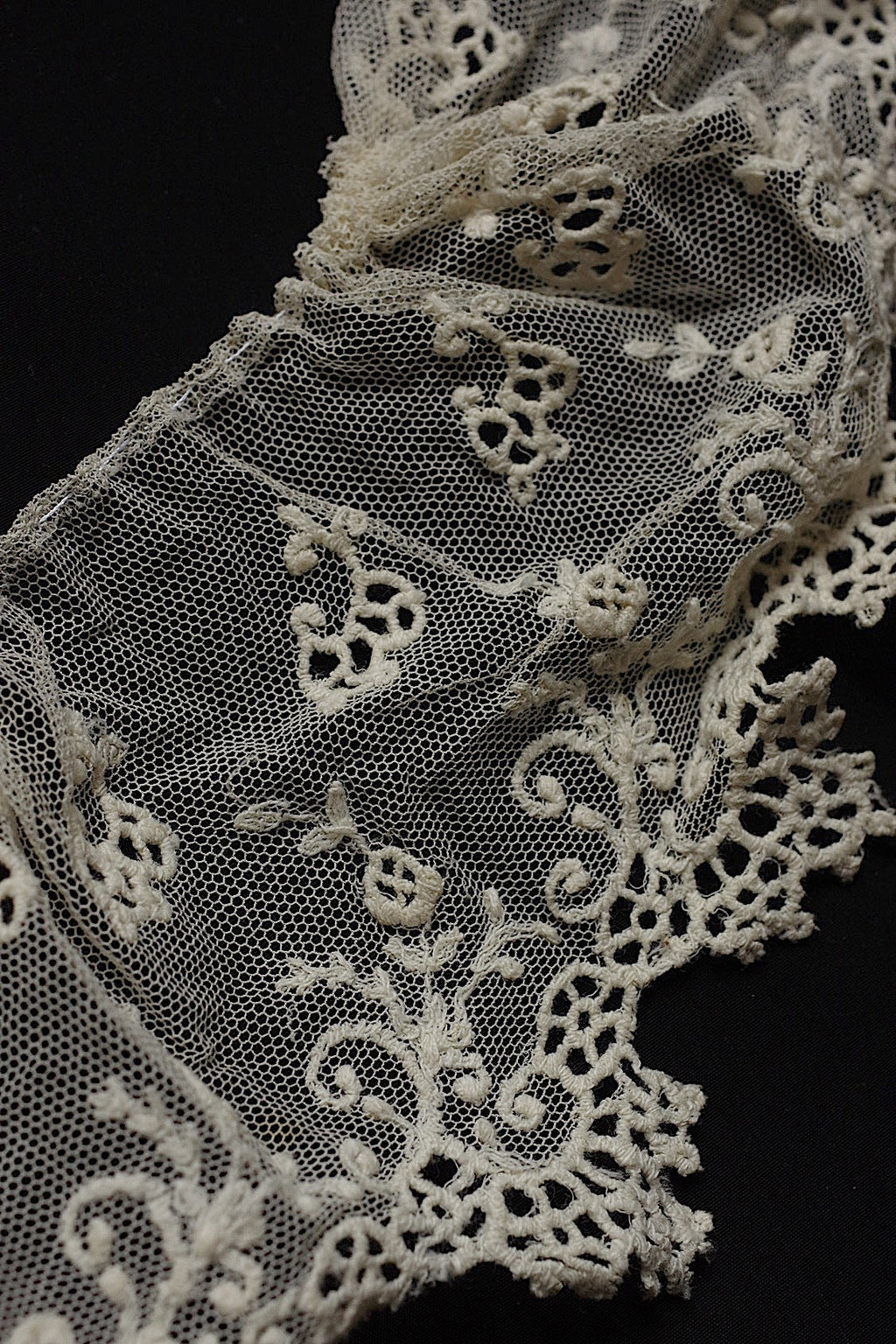 アンティークレース　dentelle antique 素材用　lot .FR a l'epoque