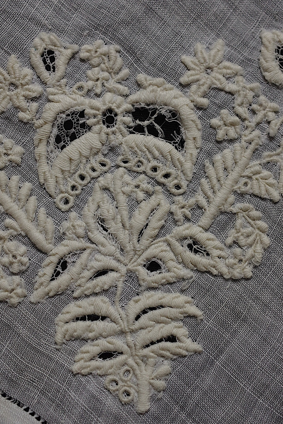 アンティークレース　dentelle antique　mouchoir 刺繍生地　lots 1 .FR a l'epoque