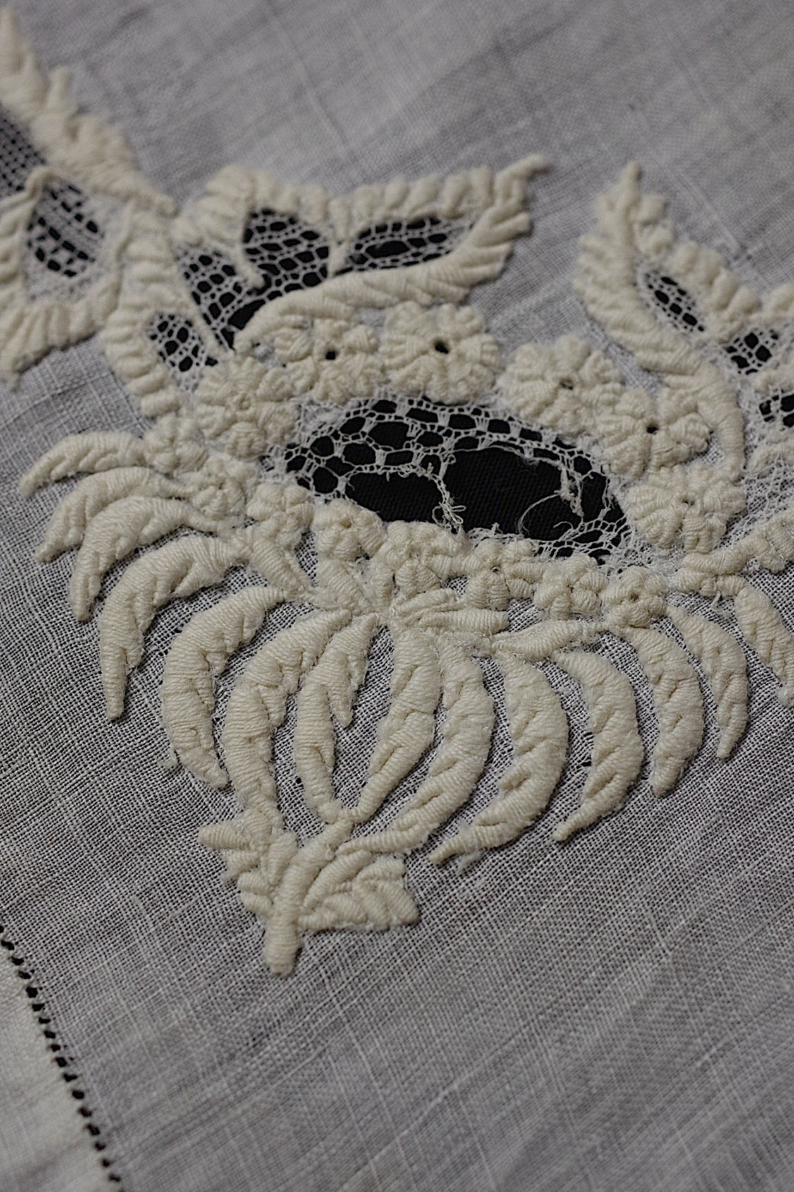 アンティークレース　dentelle antique　mouchoir 刺繍生地　lots 1 .FR a l'epoque