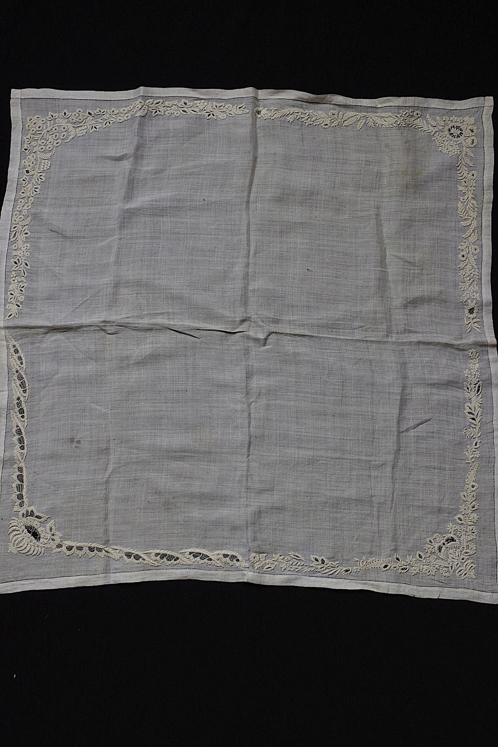 アンティークレース　dentelle antique　mouchoir 刺繍生地　lots 1 .FR a l'epoque