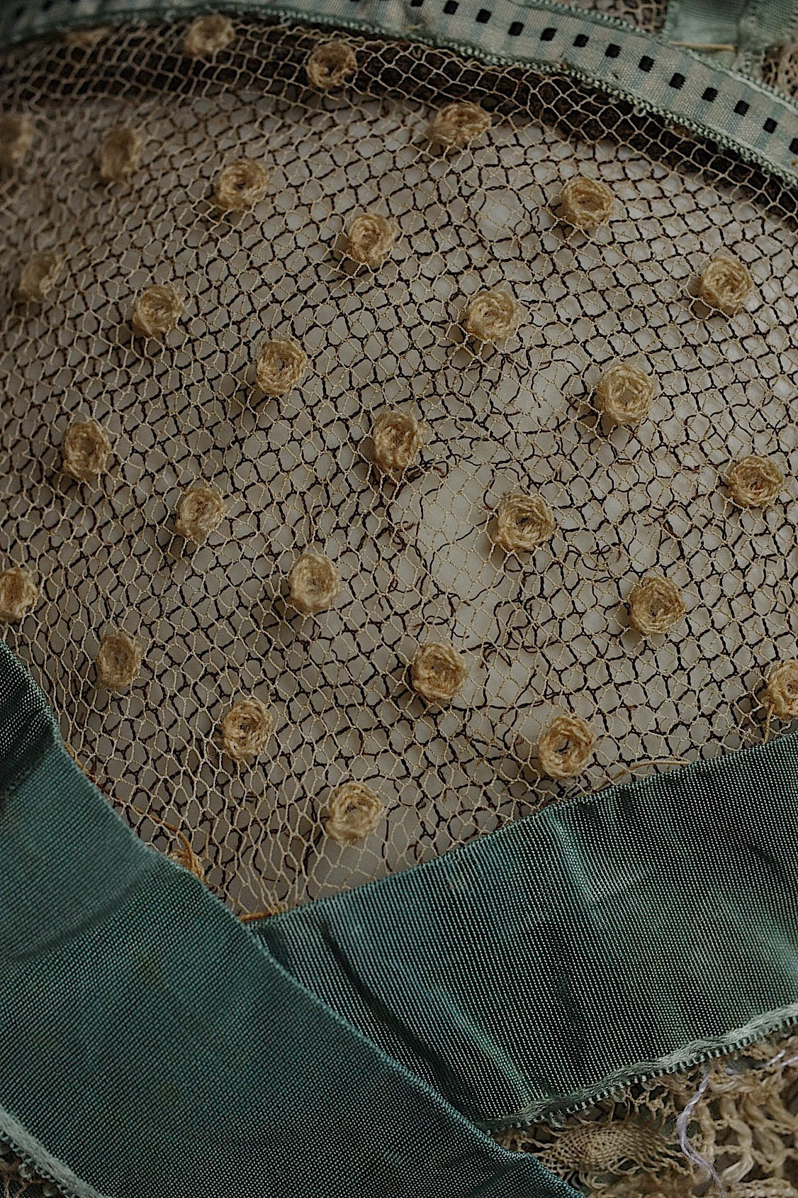 アンティークレース　dentelle antique　ボネ リボン付き .FR a l'epoque