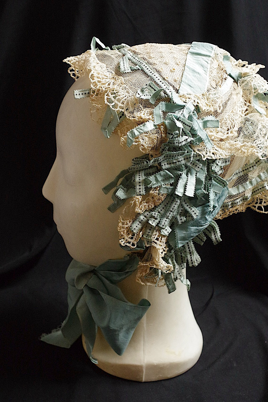 アンティークレース　dentelle antique　ボネ リボン付き .FR a l'epoque