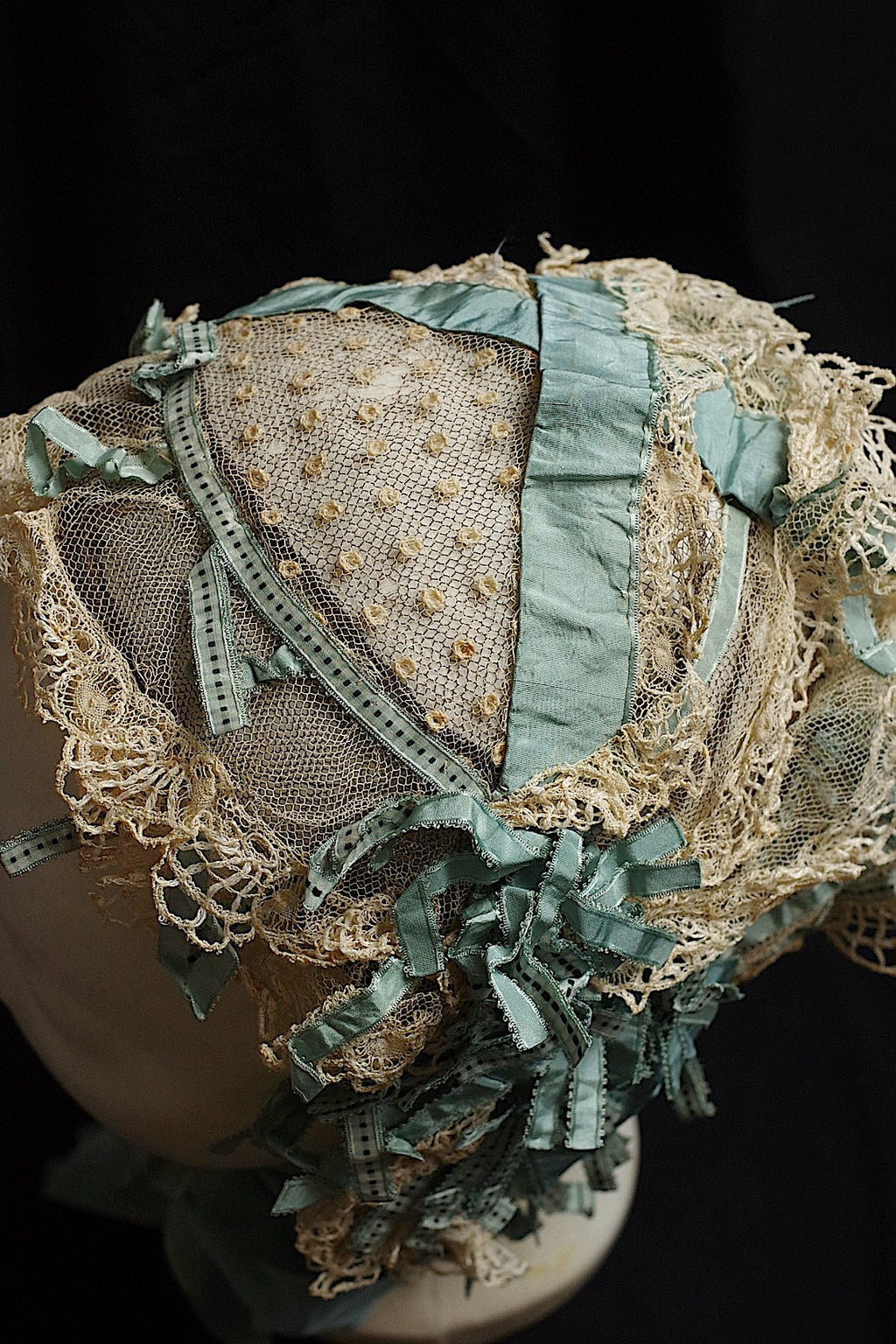 アンティークレース　dentelle antique　ボネ リボン付き .FR a l'epoque