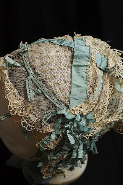 アンティークレース　dentelle antique　ボネ リボン付き .FR a l'epoque