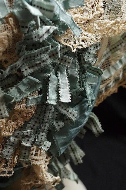 アンティークレース　dentelle antique　ボネ リボン付き .FR a l'epoque