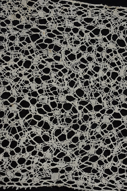 アンティークレース　dentelle antique　357cm 55cm .FR a l'epoque