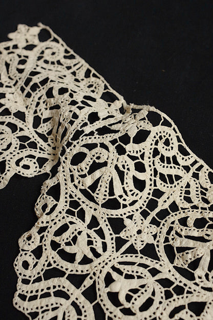 アンティークレース　dentelle antique　357cm 55cm .FR a l'epoque