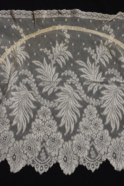 アンティークレース　dentelle antique レースハギレlot .FR a l'epoque