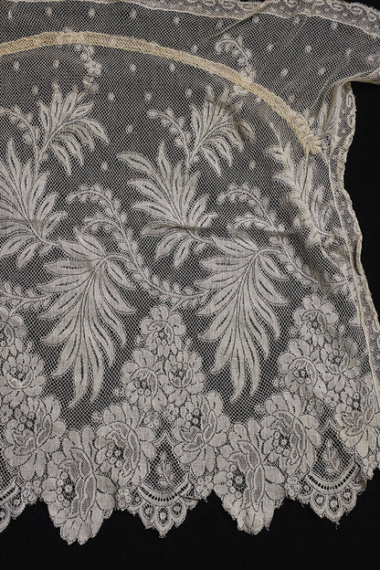 アンティークレース　dentelle antique レースハギレlot .FR a l'epoque