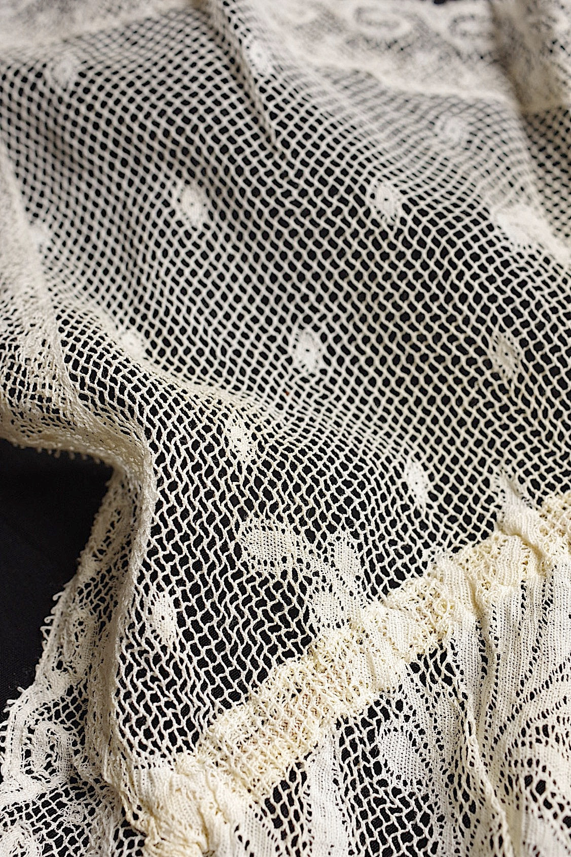 アンティークレース　dentelle antique レースハギレlot .FR a l'epoque