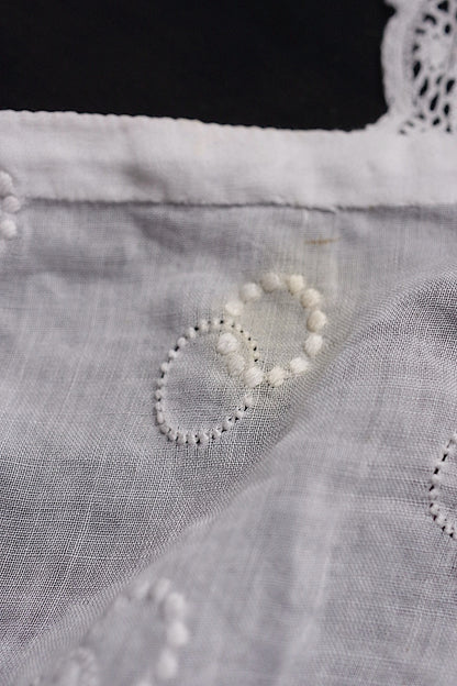 アンティークレース　dentelle antique　エプロン2つ .FR a l'epoque