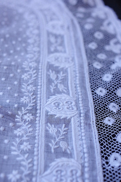 アンティークハンカチ　mouchoir antique　lots 2 .FR a l'epoque