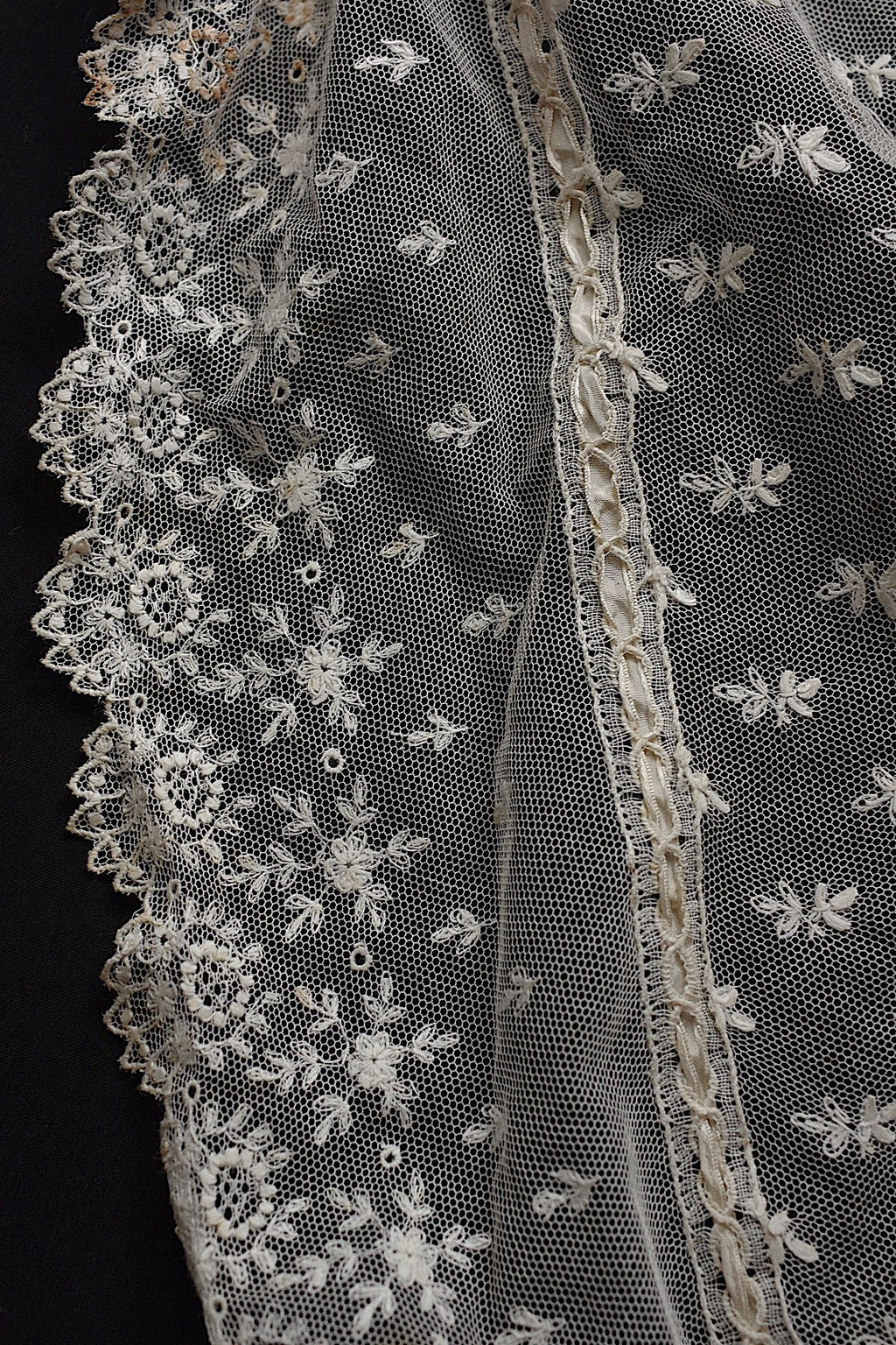 アンティークレース　dentelle antique　ベール　素材用 .FR a l'epoque