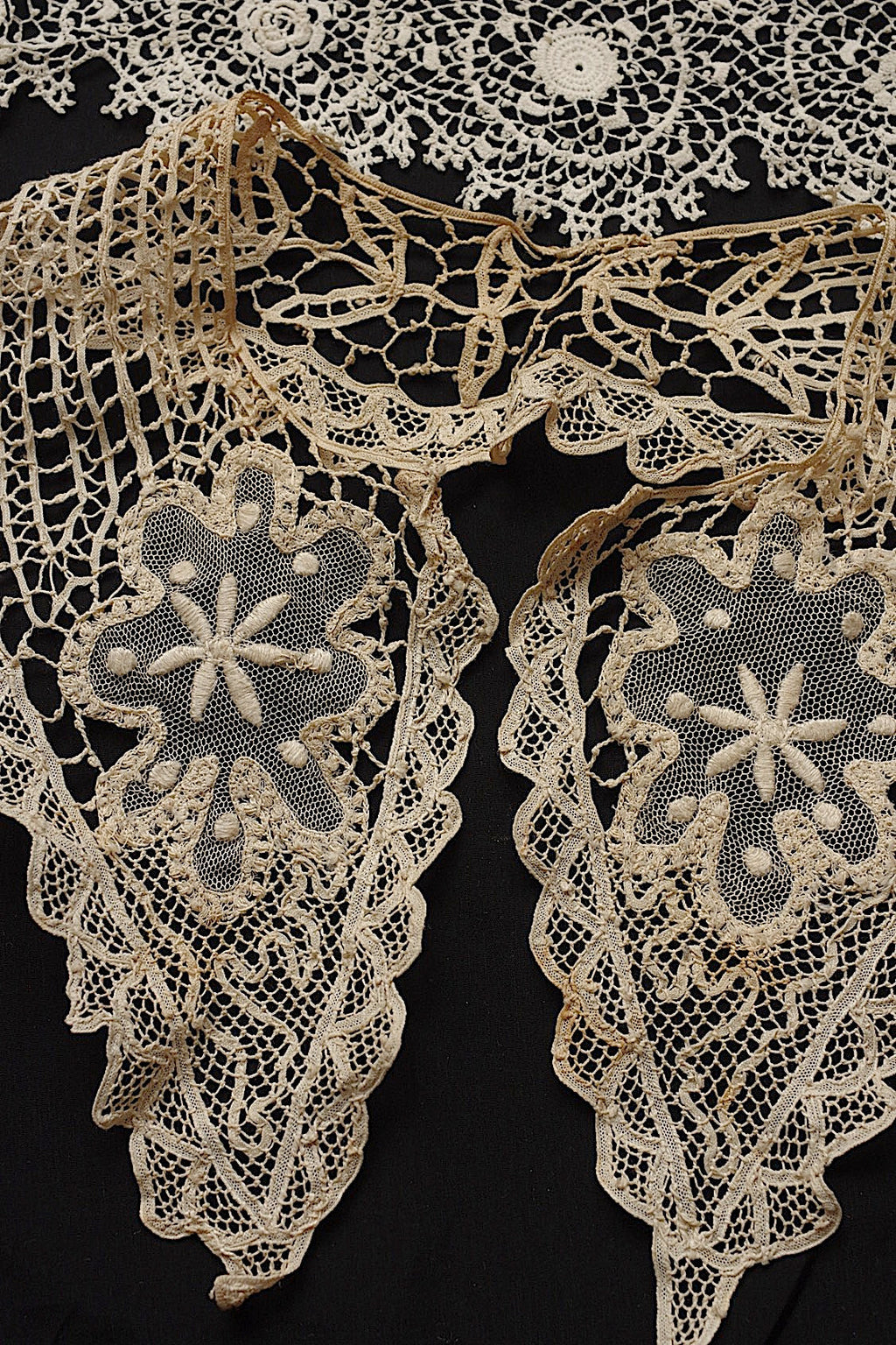 アンティークレース　dentelle antique　モチーフ　素材用 .FR a l'epoque
