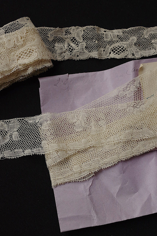 antique　lace