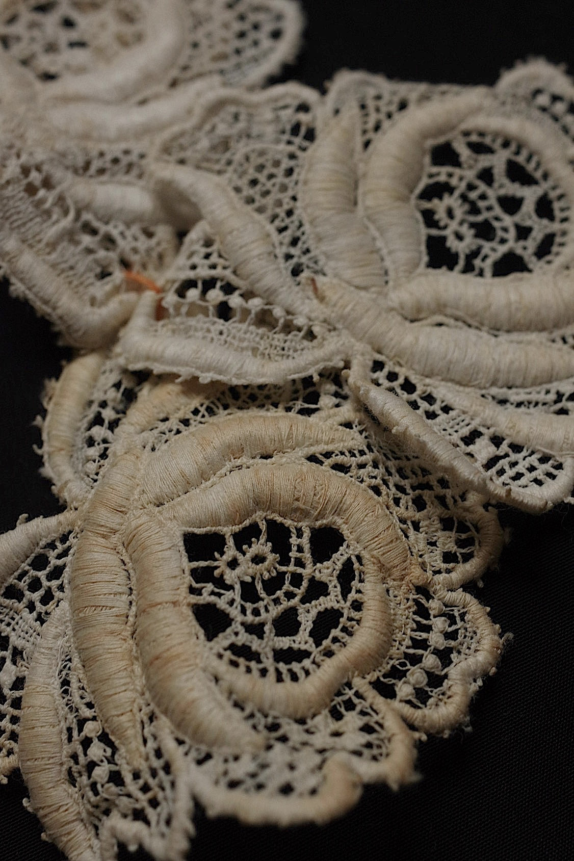アンティークレース　dentelle antique　モチーフレースlots6 .FR a l'epoque