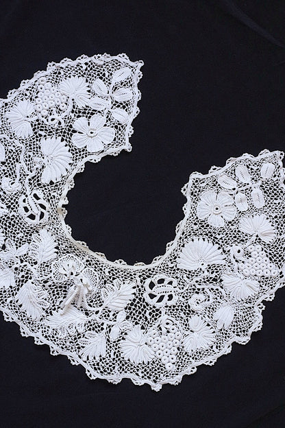 アンティークレース dentelle antique　クロシェ襟 .FR a l'epoque