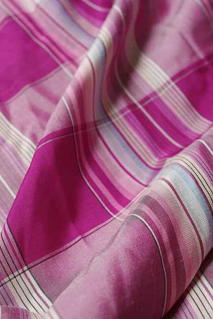 アンティーク生地  tissu antique　シルク生地 .FR a l'epoque