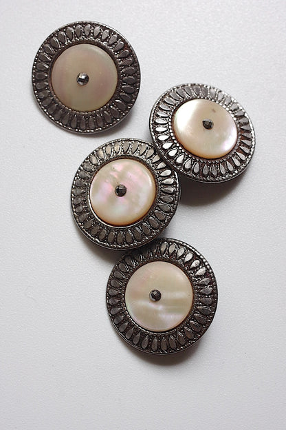 アンティークボタン