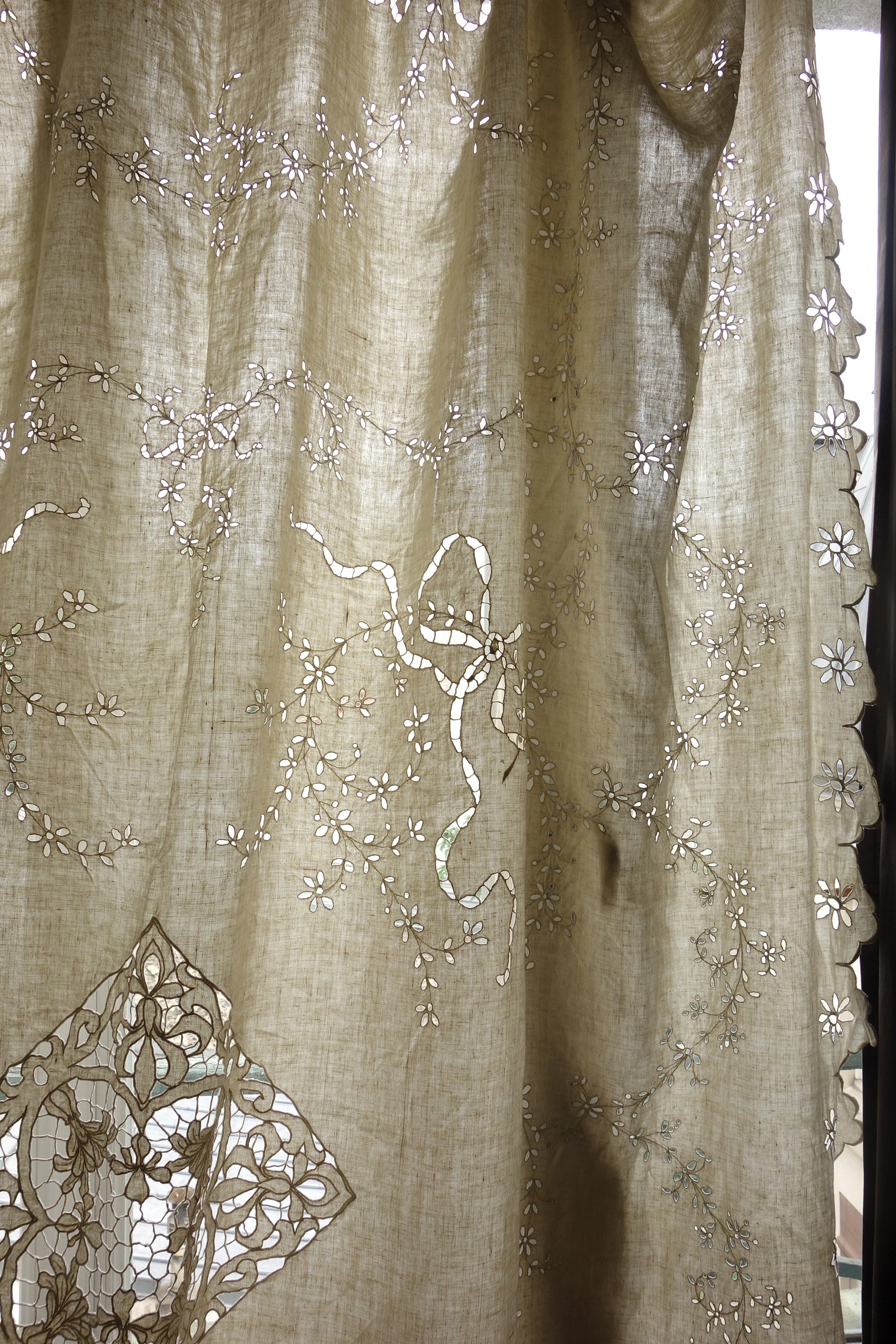 アンティークインテリアカバー　linge de maison antique リネン刺繍 .FR a l'epoque