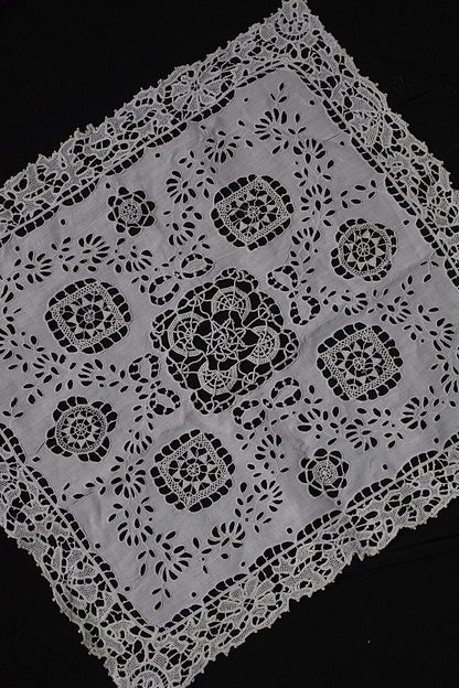 アンティークレース dentelle antique 　クロス　レース .FR a l'epoque