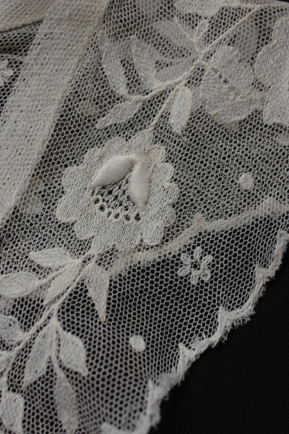 アンティークレース dentelle antique 　襟2つ .FR a l'epoque