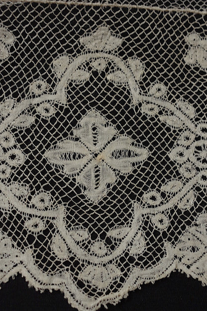 アンティークレース dentelle antique 　270cm .FR a l'epoque