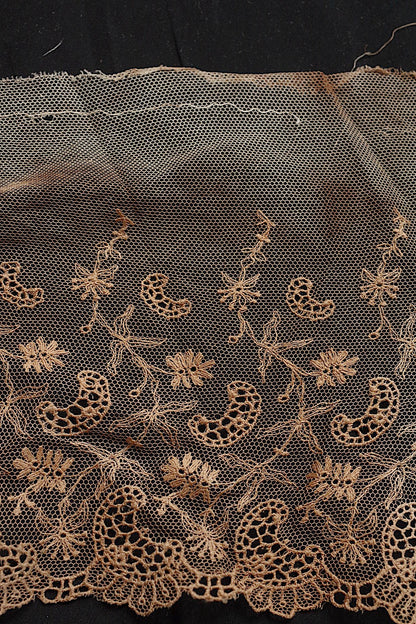 アンティークレース dentelle antique 　204cm＋190cm .FR a l'epoque