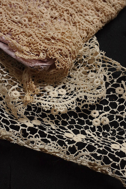 アンティークレース dentelle antique 　60 23 40 163cm .FR a l'epoque