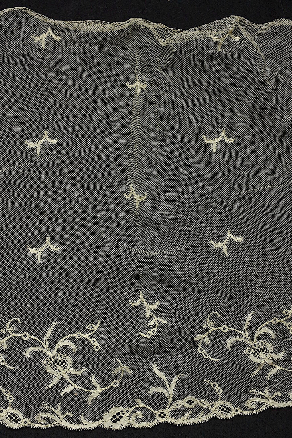 アンティークレース dentelle antique 　２種 .FR a l'epoque