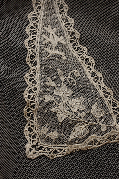 アンティークレース　dentelle atntique .FR a l'epoque