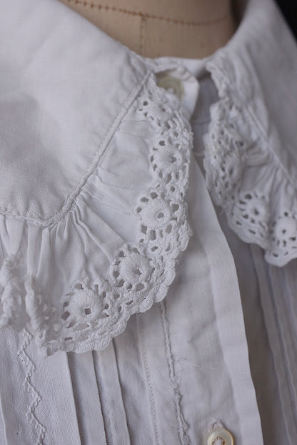 アンティークブラウス　vêtement antique blouse 2 .FR a l'epoque